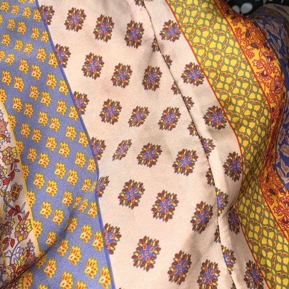 The lightest, silkiest and most understatedly sexy summer soirée skirt - Picture 4 of 6